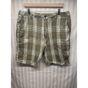 Adam Levine‎ Chino Shorts Men's 36 Blue Plaid Green and red zip up pockets